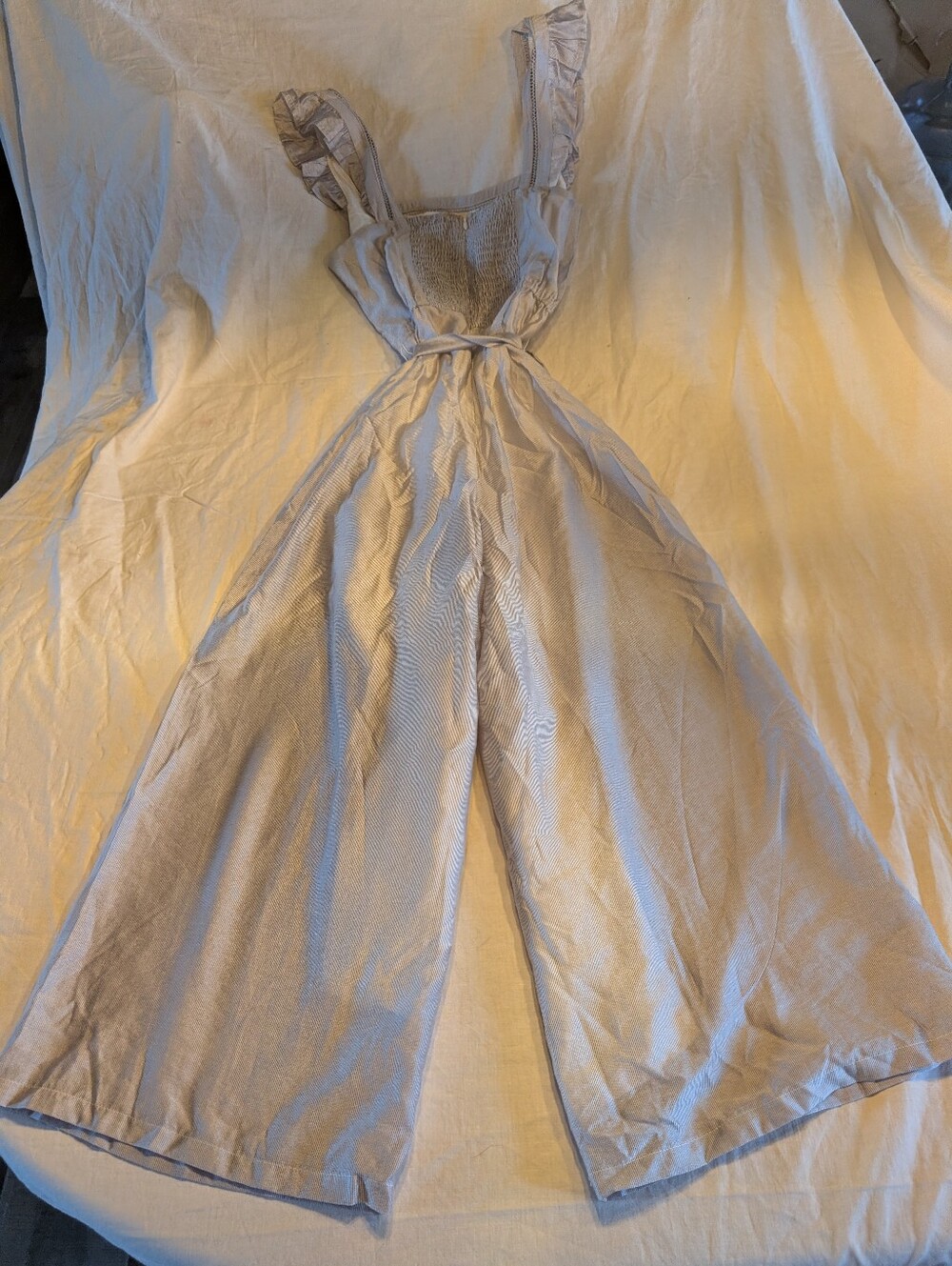2/30$ Adelyn Rae White Ruffled Jumpsuit - Picture 2 of 10